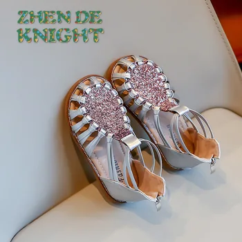 בנות סנדלי 2023 הקיץ החדש של הילדים נוצצות לארוג הנסיכה נעליים חלול נעלי הרומית